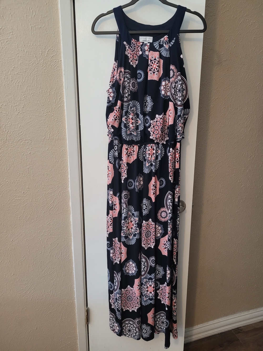 Signature by Robbie Bee Navy and Pink Printed Dress